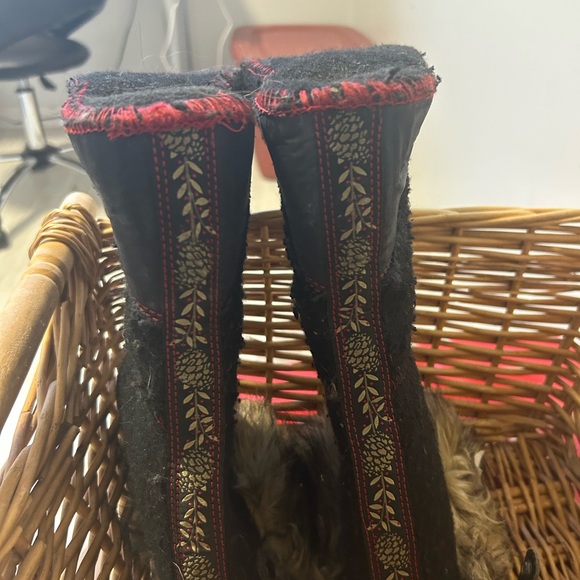 SOREL JOAN OF ARC winter boots. GUC size 7 - Picture 9 of 11